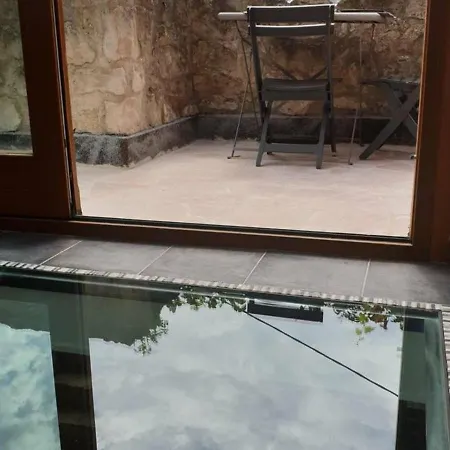 Troglodyte Design Avec Terrasse Et Wifi Pres De Giverny - Fr-1-527-25 Holiday home
